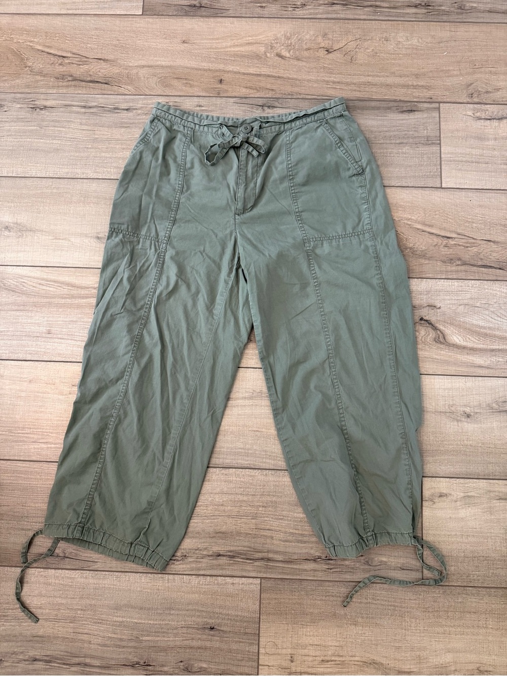 St. John’s Bay 100% Cotton Cargo Capri Pants